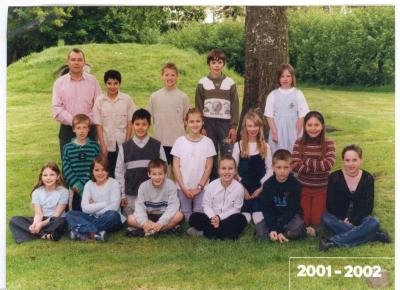 Klasfoto Stedelijke Basisschool Spoele 2001-2002